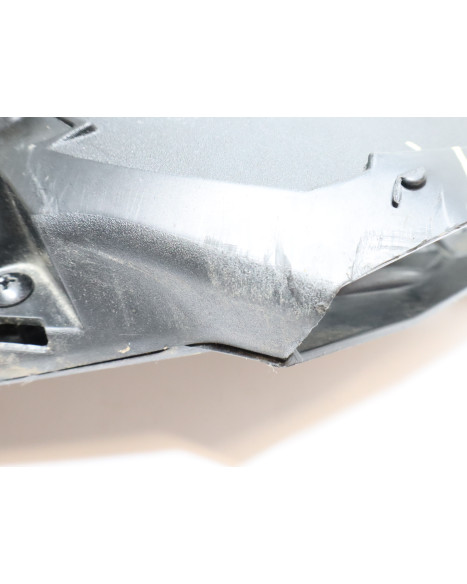 Kawasaki Ninja 125, batterilåda/inre stänkskärm