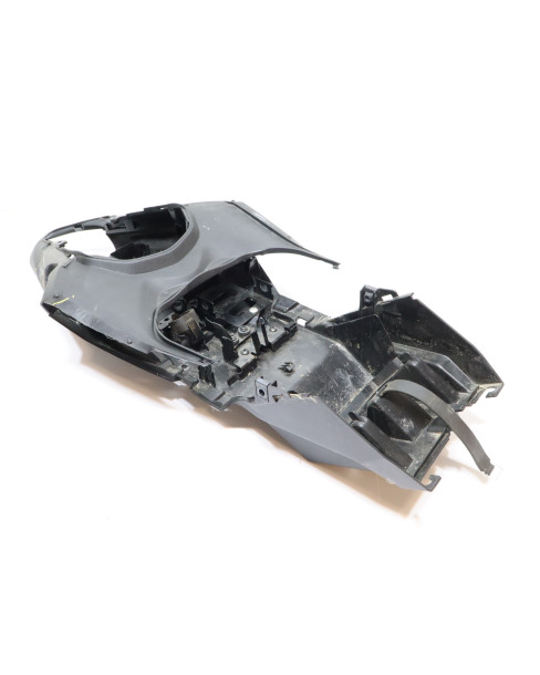 Kawasaki Ninja 125, batterilåda/inre stänkskärm 2