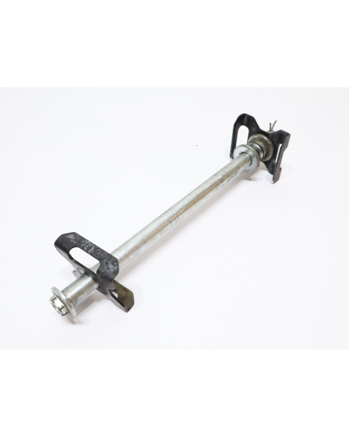 Kawasaki Ninja 125, hjulaxel bak