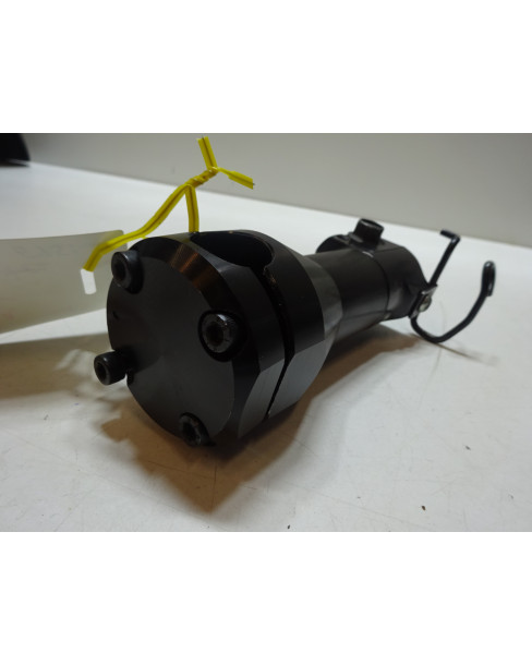 Yamaha Slider, styrstam 2