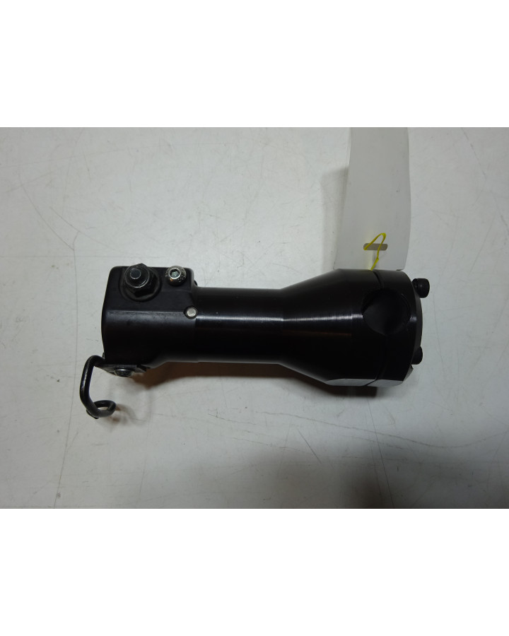 Yamaha Slider, styrstam