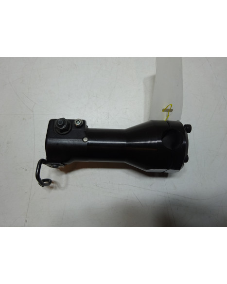 Yamaha Slider, styrstam