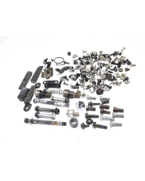 Yamaha YZF-R125, skruvkit