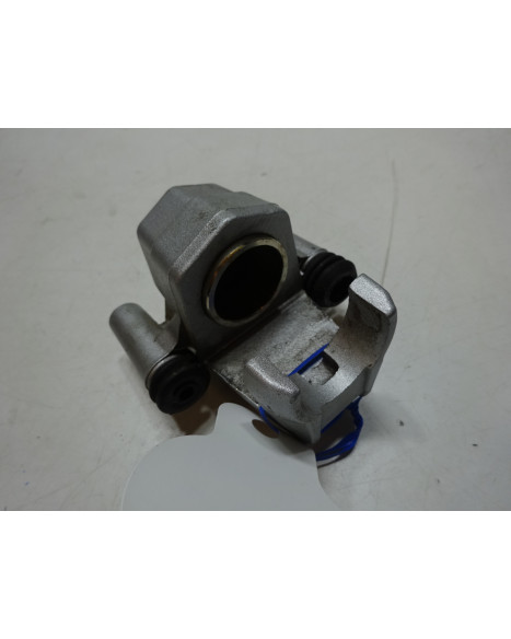 Rieju MRT, bromsok fram