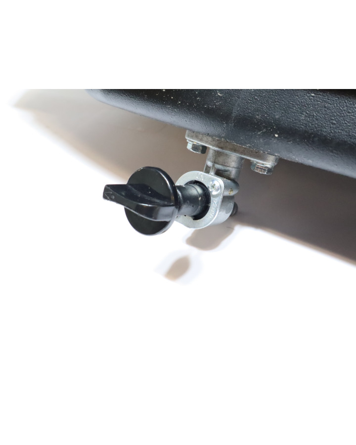 Fantic XM50, bränsletank