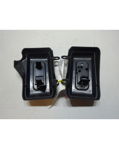 Yamaha XSR900, plastkåpor front (par) 2