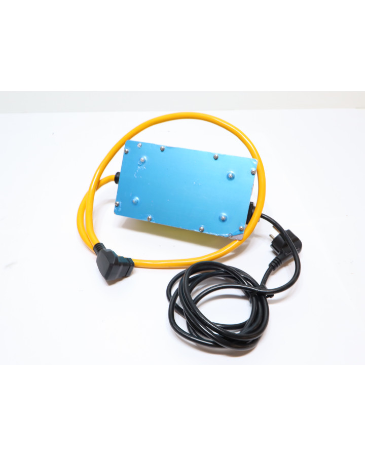 Viarelli Bravo Electric, laddare