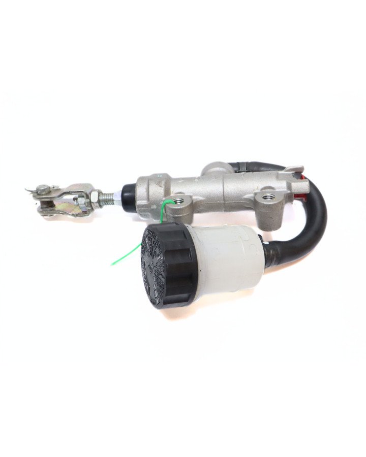 Kawasaki Ninja 125, bromscylinder bak