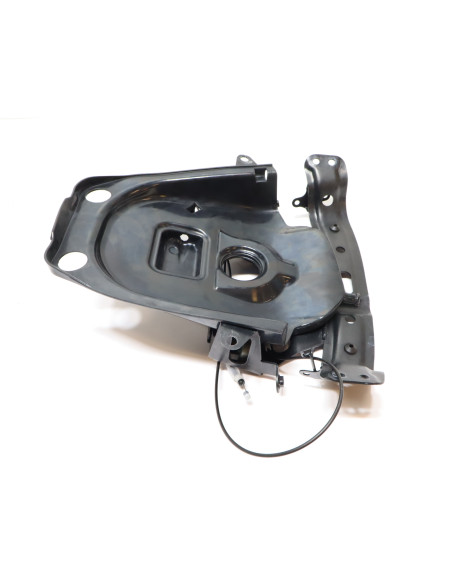 Honda NC750X, sadellås/fäste