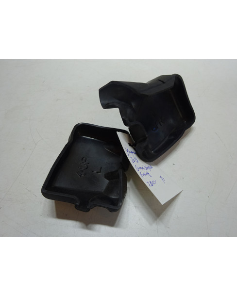 Yamaha XSR900, gummiskydd front 2