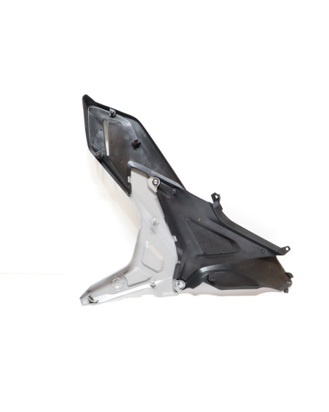 Honda NC750X, sidokåpa höger