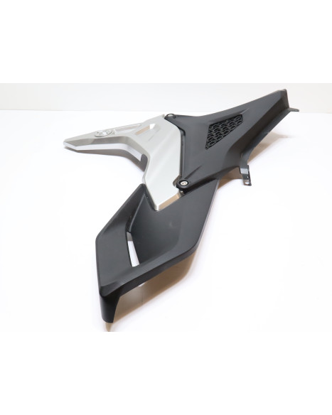 Honda NC750X, sidokåpa höger