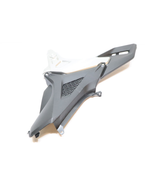 Honda NC750X, sidokåpa vänster