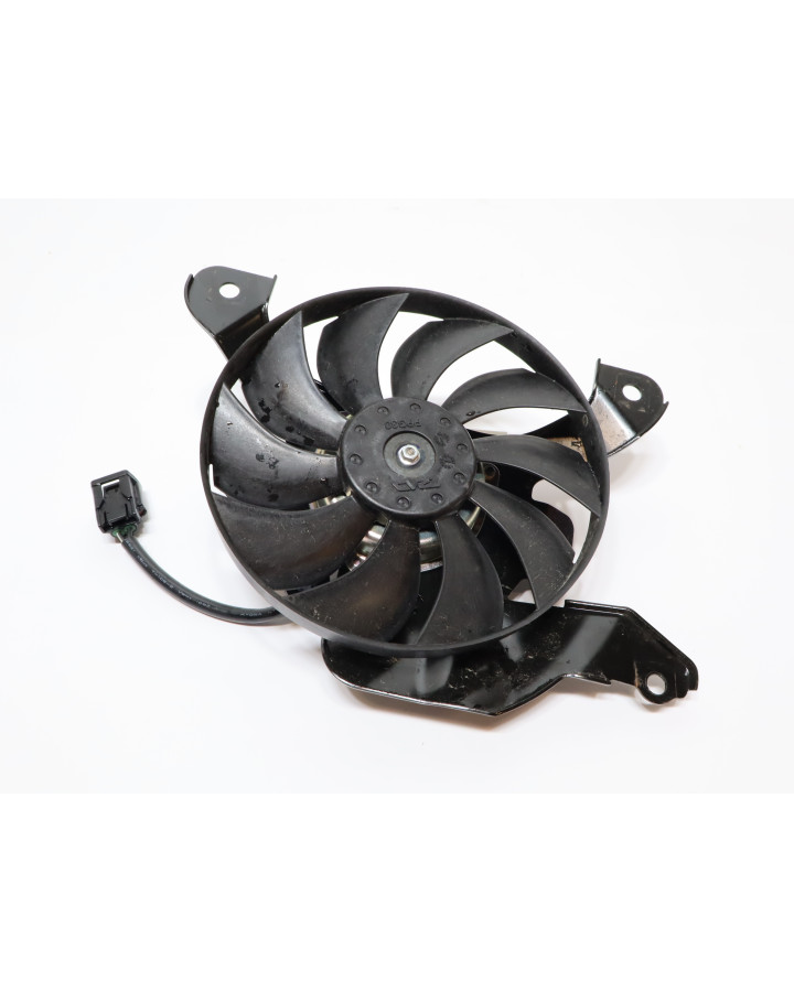 Honda NC750X, kylarfläkt