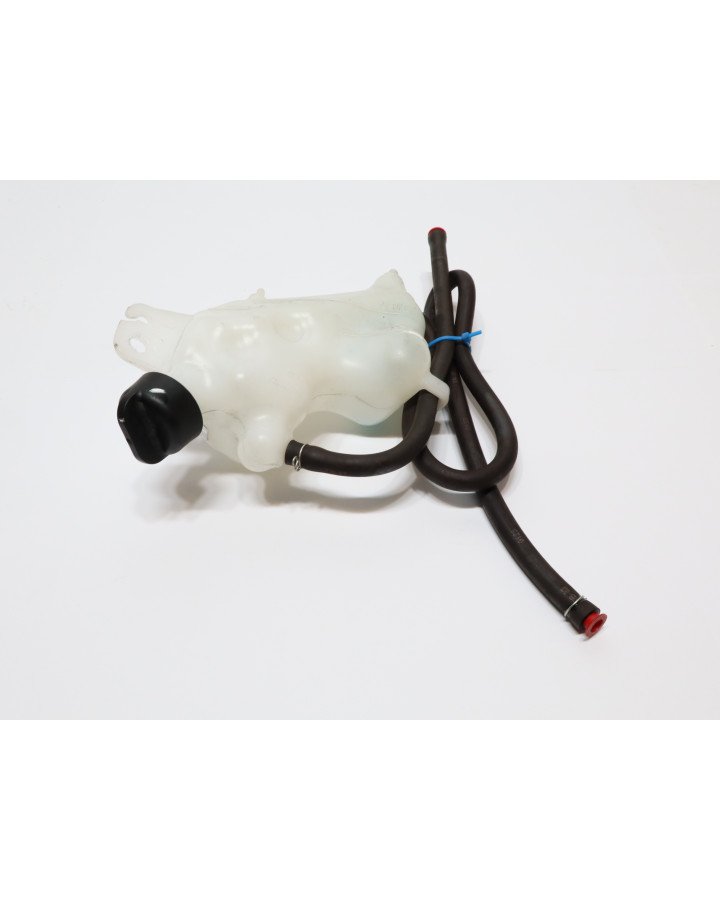 Honda NC750X, expansionskärl