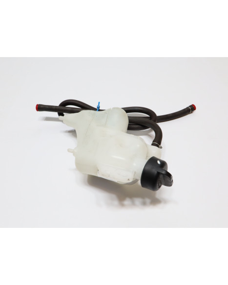 Honda NC750X, expansionskärl