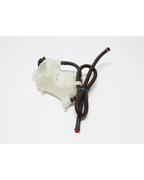 Honda NC750X, expansionskärl