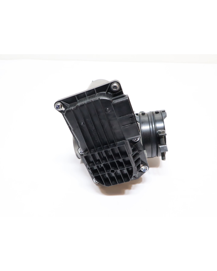 Honda NC750X, gasspjäll/insprut