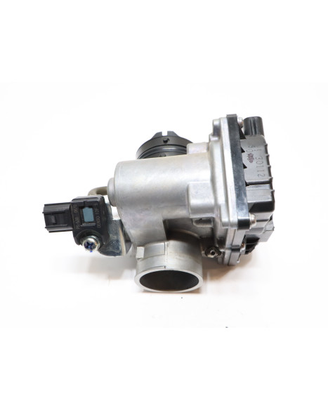 Honda NC750X, gasspjäll/insprut