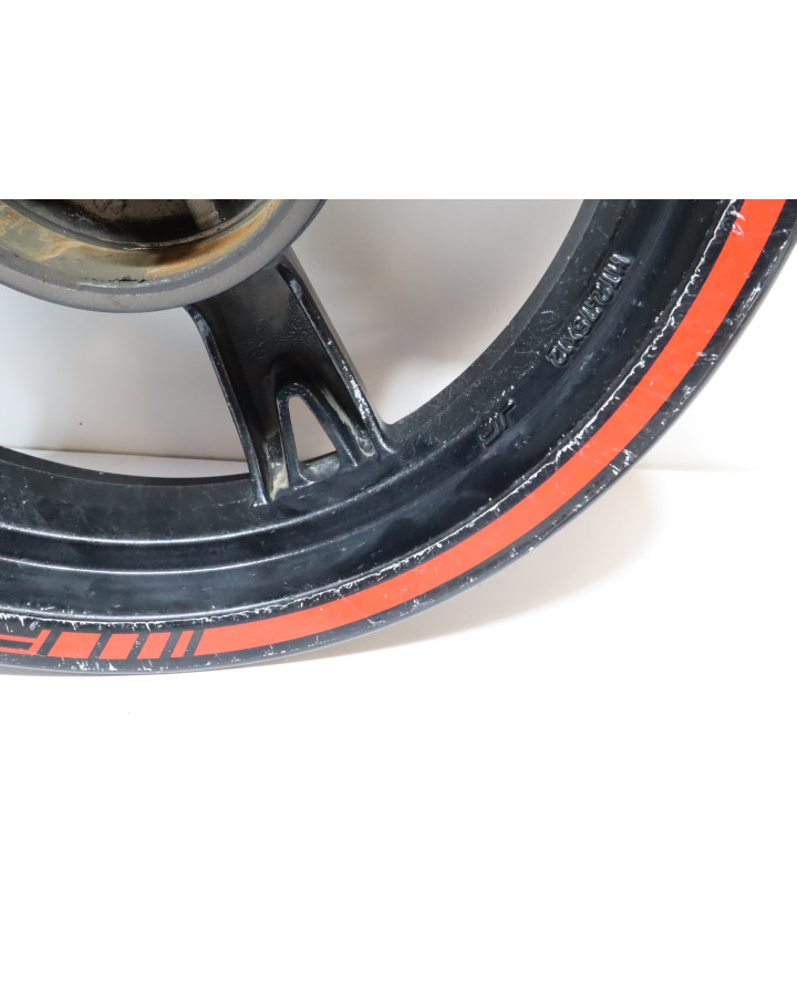 Peugeot Kisbee, bakfälg