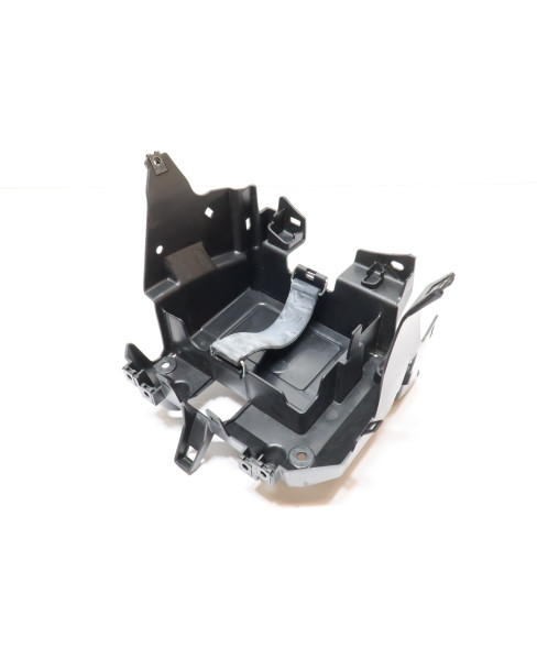 Honda NC750X, batterilåda