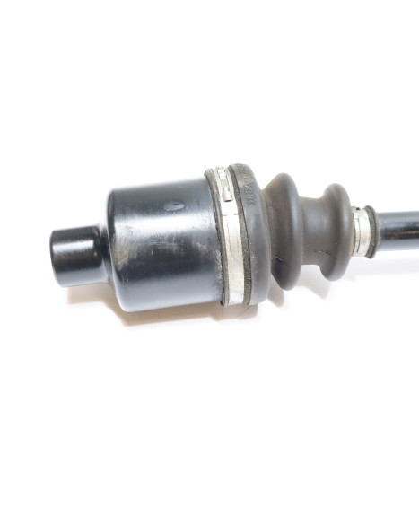 Aixam S8/S9, drivaxel