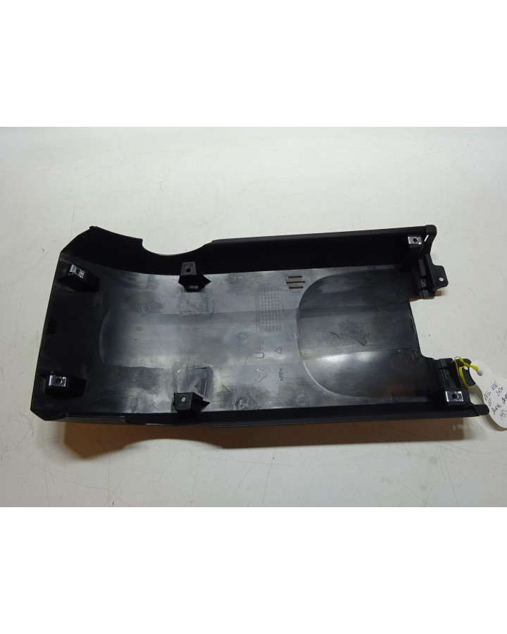 NIU UQi GT, bakre bottenkåpa