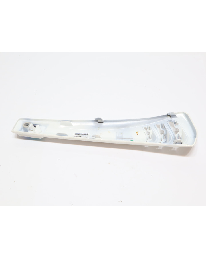 Vespa Sprint/Primavera, mittkåpa front