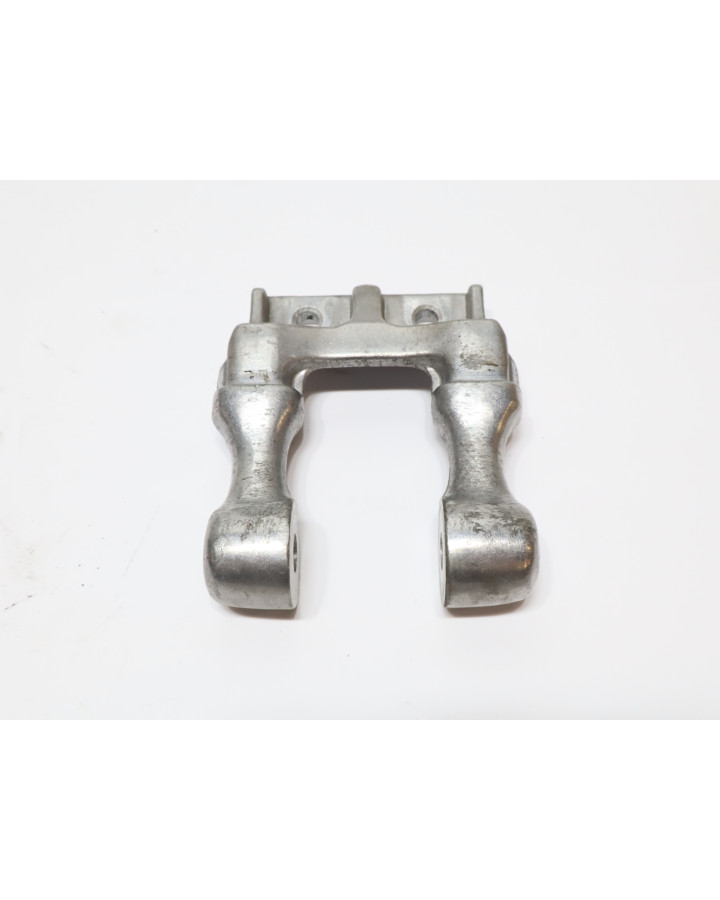 Yamaha XV 1100 Virago, fäste framlykta