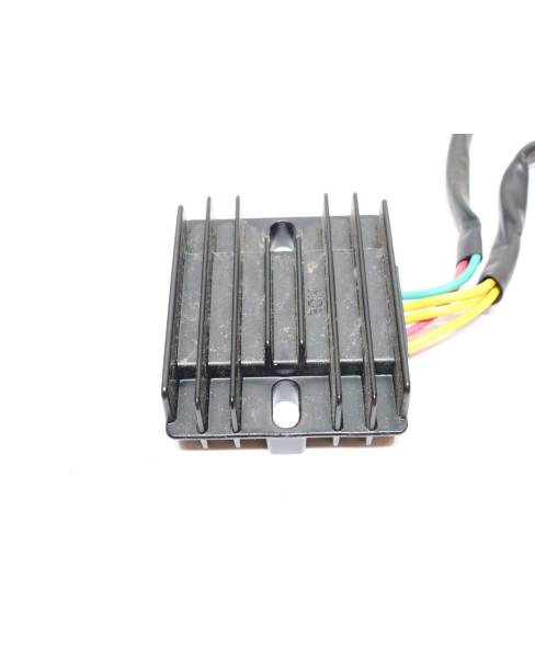 Sym Jet 4 RX/Orbit lll/Fiddle, voltregulator 2