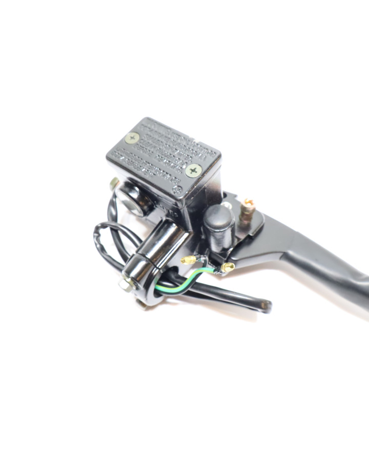 Adly ATV, bromscylinder fram