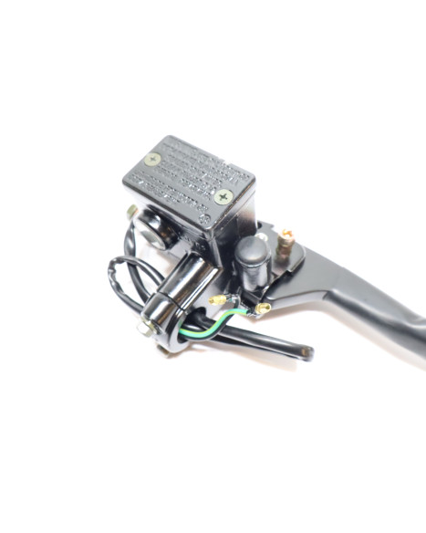 Adly ATV, bromscylinder fram