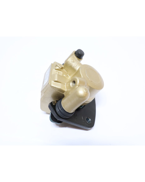 Adly ATV, bromsok vänster fram