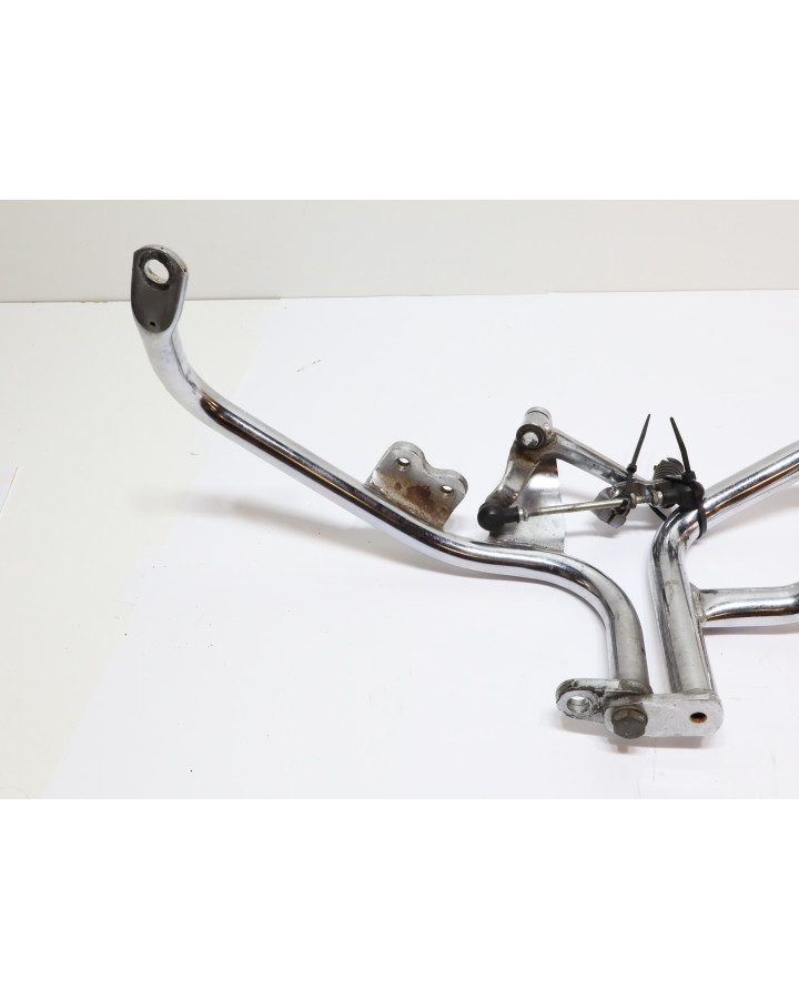 Yamaha XV 1100 Virago, kraschbåge vänster