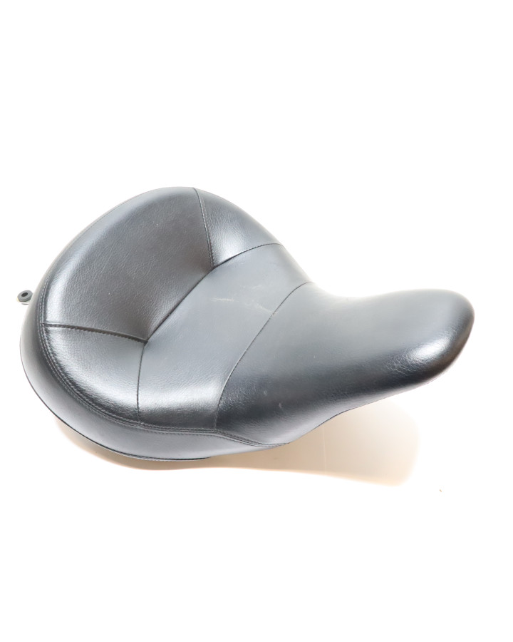 Kawasaki VN1700 Classic, sadel