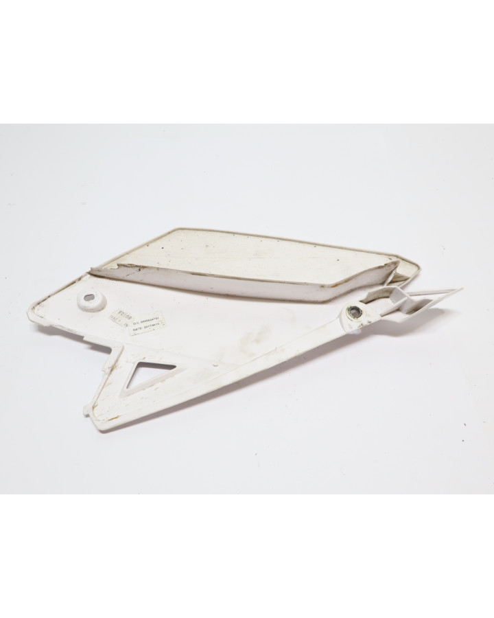 Rieju MRT/Drac, bakre sidokåpa vänster