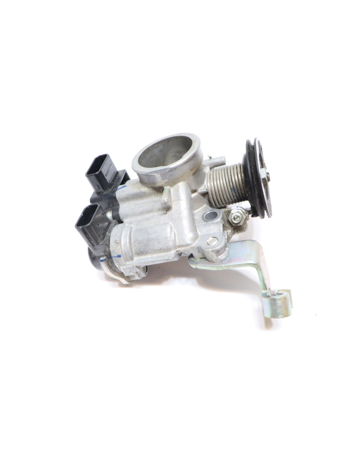 Kawasaki Ninja 125, gasspjäll/insprut