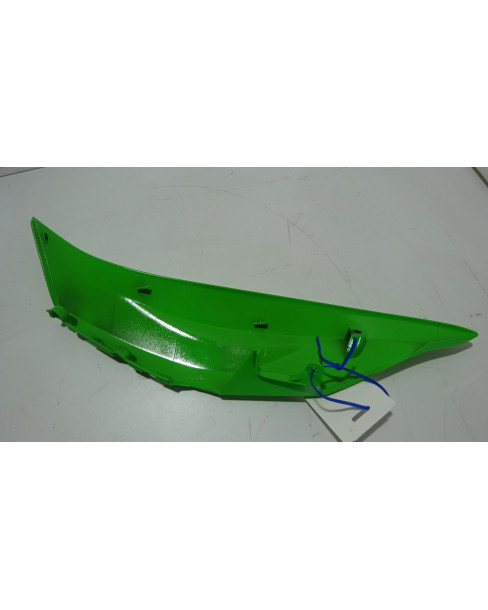 Kawasaki ZX-10R, bakre sidokåpa höger 2