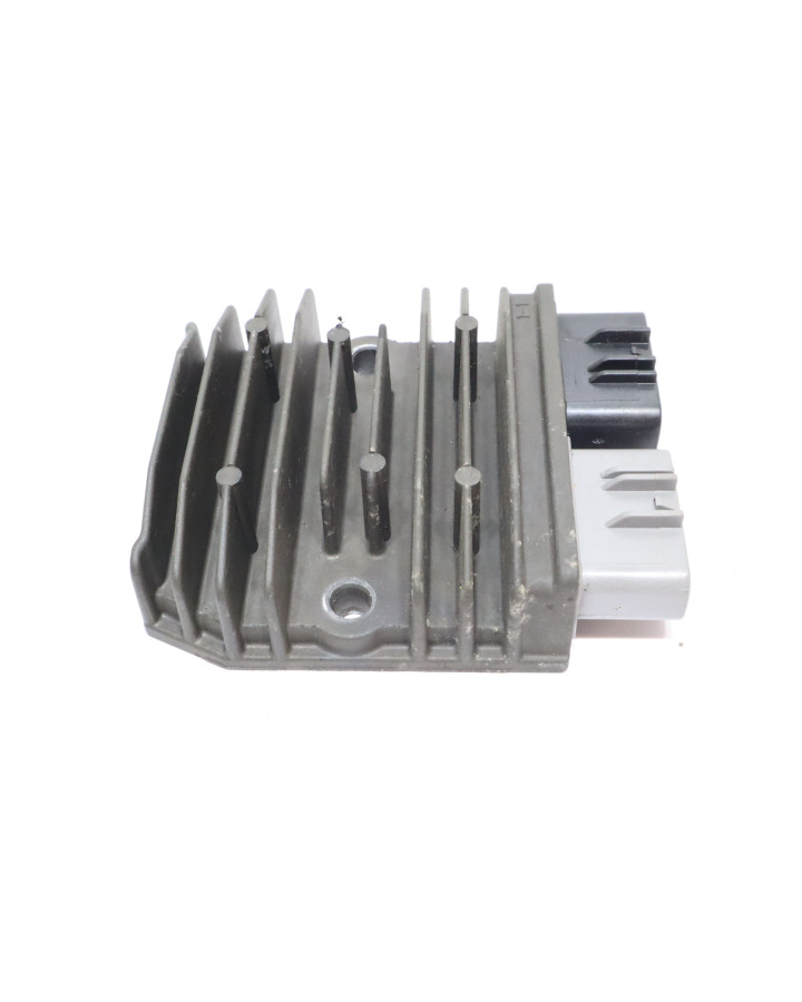 Yamaha MT-07, voltregulator