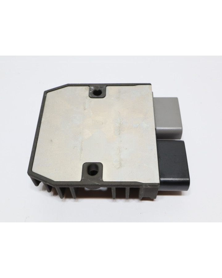 Yamaha MT-07, voltregulator