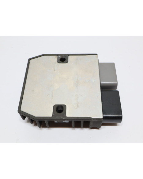 Yamaha MT-07, voltregulator