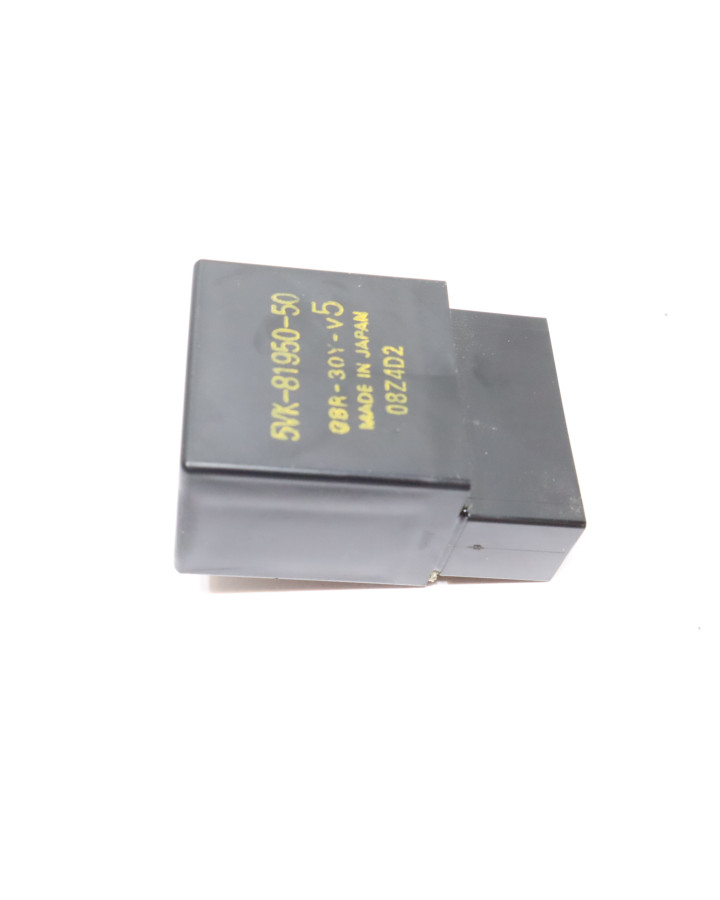 Yamaha MT-07, relä bränslepump