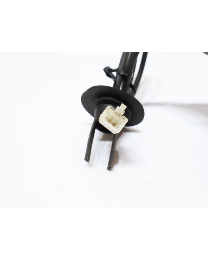 Microcar MGO, nedre baklykta vänster