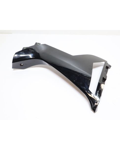 MotoCR Comet SP, nedre sidokåpa fram höger 2