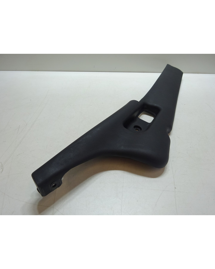 Hyosung Sense, nedre sidokåpa höger