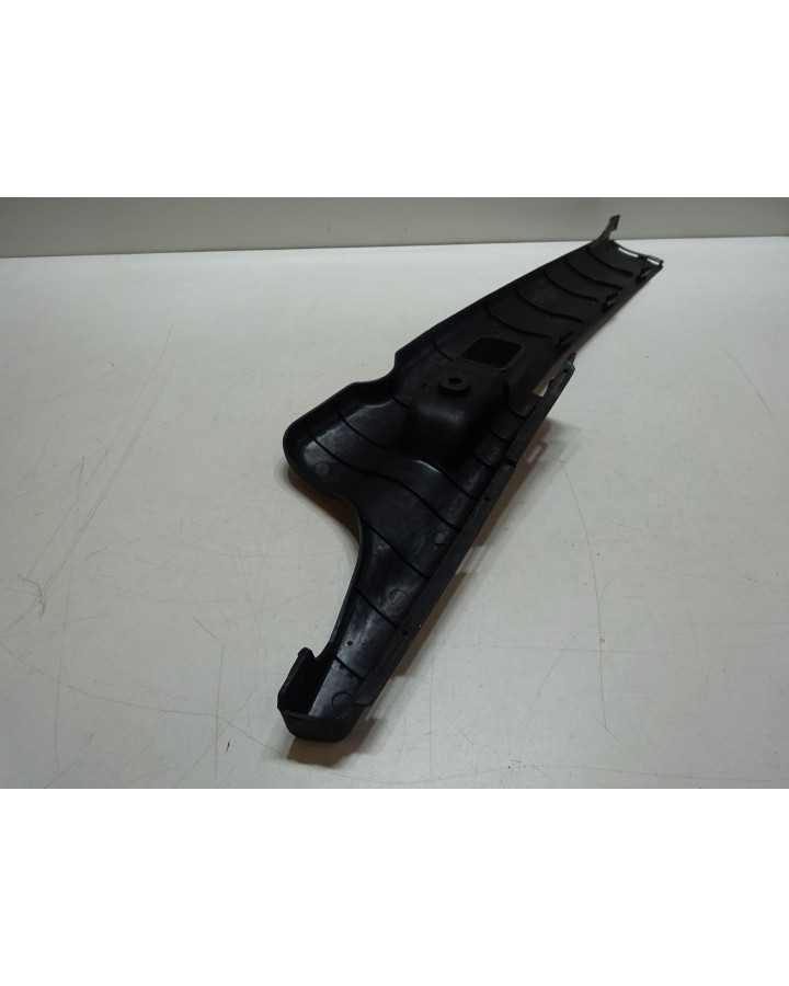 Hyosung Sense, nedre sidokåpa höger