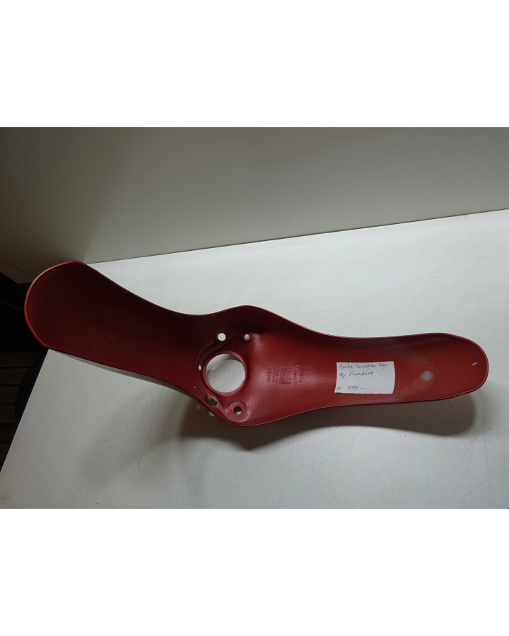 Aprilia Scarabeo, framskärm