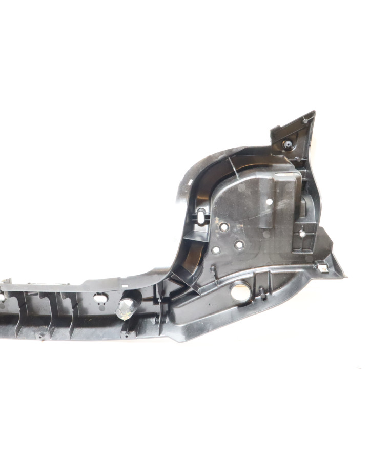 Microcar MGO, huvbalk/lyktfäste