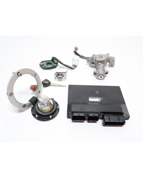 Suzuki GSX-S1000GT, tändningslås med ECU komplett 2