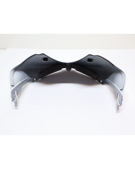 Yamaha YZF-R6, främre tankkåpa